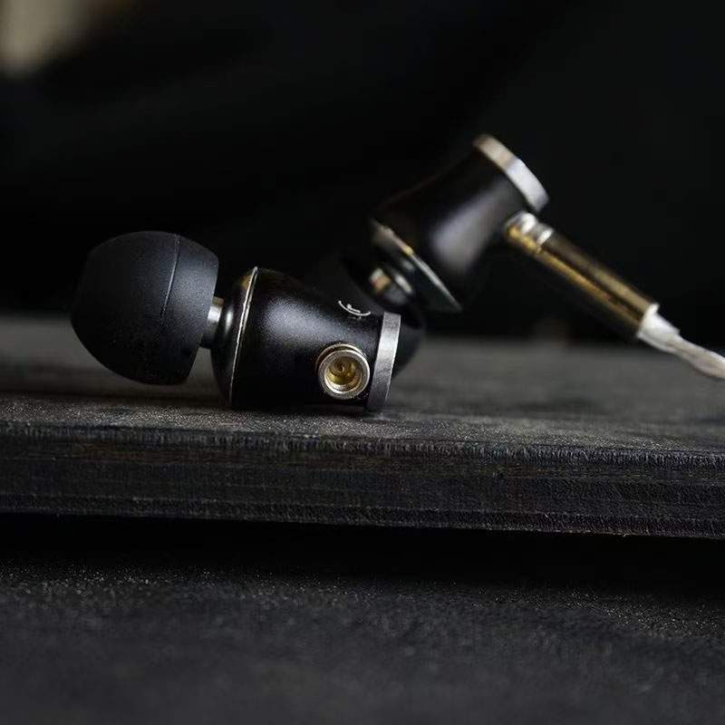 HiFi In-Ear-Ohrhörer mit MMCX- – Wired Earphone Mic Bewertung und Preis